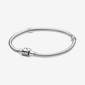 Pandora Moments Barrel Clasp Snake Charm Holders Sterling Silver | 701-FAVJOM