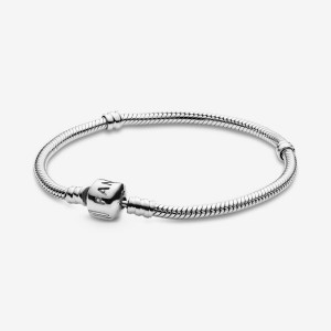 Pandora Moments Snake Charm Bracelets Sterling Silver | 720-SLTXDN